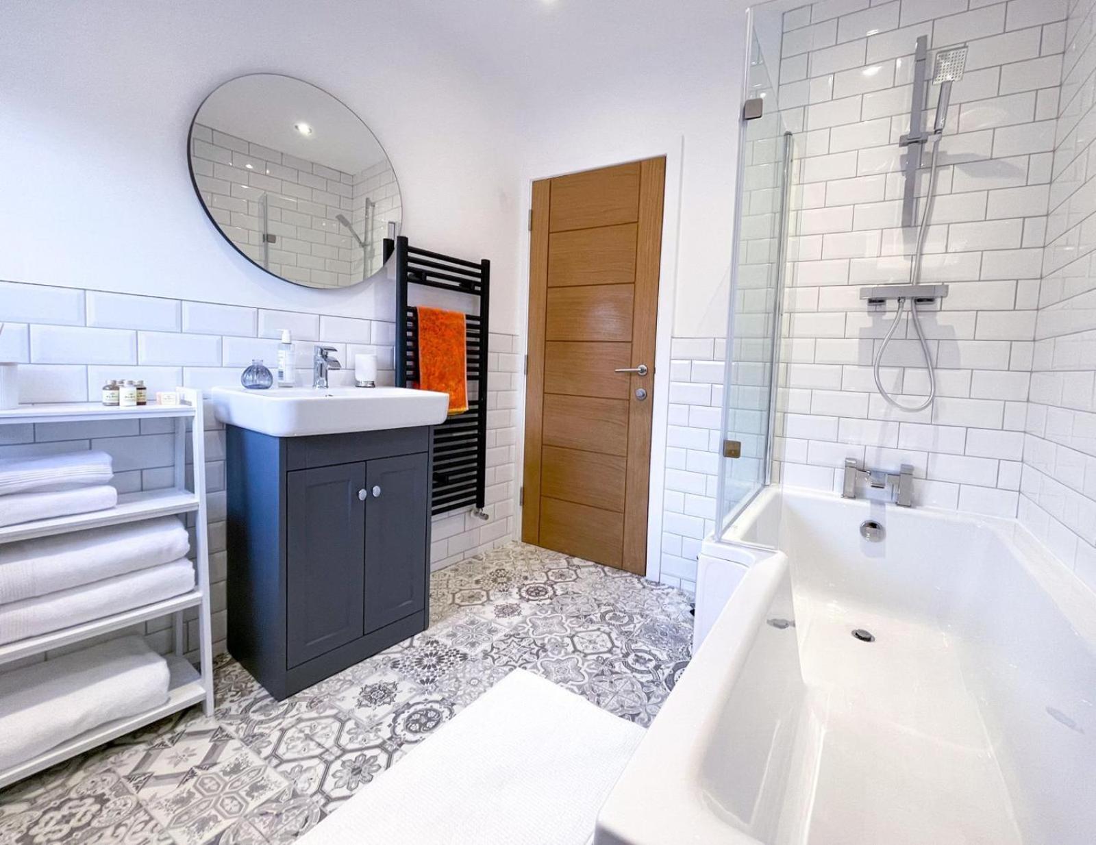 Juliet Beautiful 1 Bedroom, Central, Modern Space. دارلينجتون المظهر الخارجي الصورة